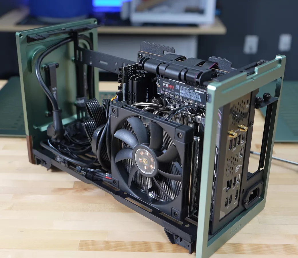 Fractal Terra Mini Itx Case Review Build Quality Thermals Acoustics Fractal Terra Mini Itx Case Review Build Quality Thermals Acoustics