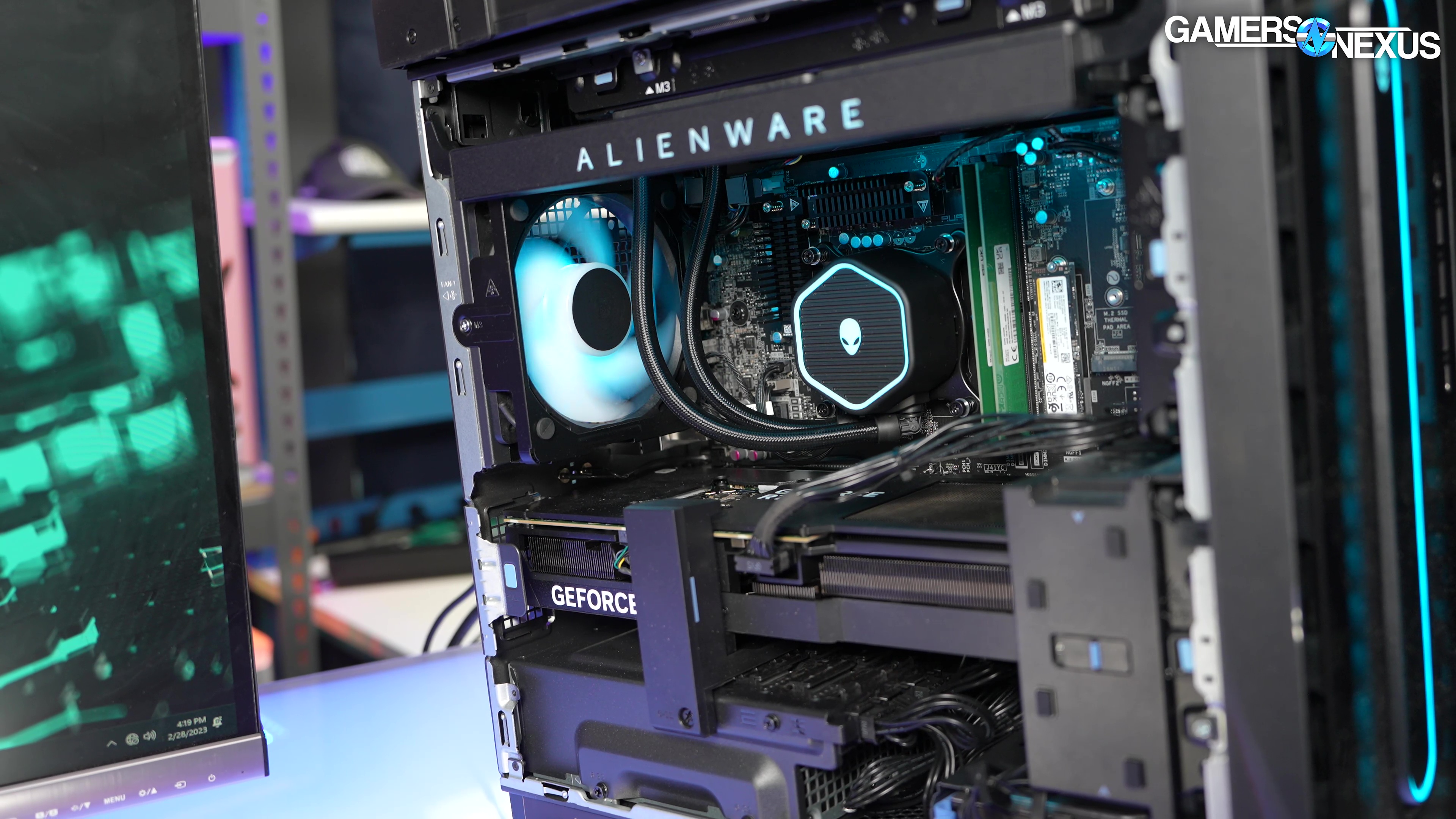 Dell Made an Impressive RTX 4090: Relatively Small, Large Flow-Through ...