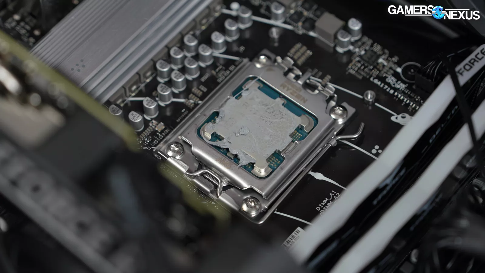 Cyberpower, Please Cease: 95°C 9800X3D Pre-Constructed Gaming PC Overview 18