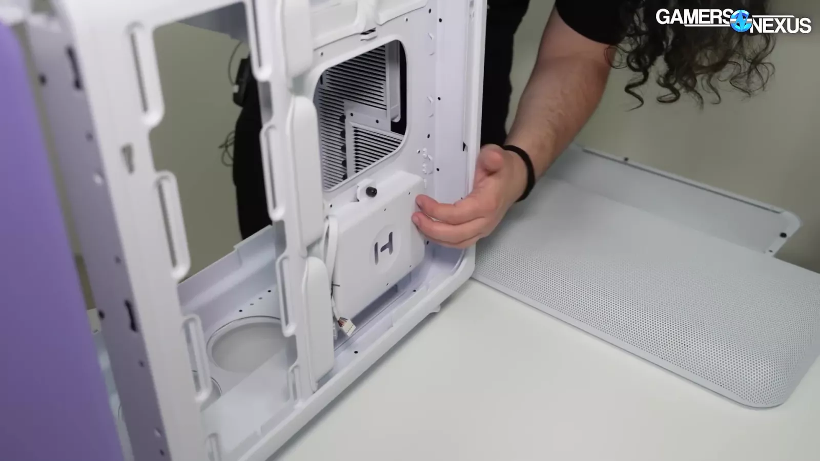 Hyte's "Inconceivable" Case: X50 Extremely-Excessive Airflow Chassis 6