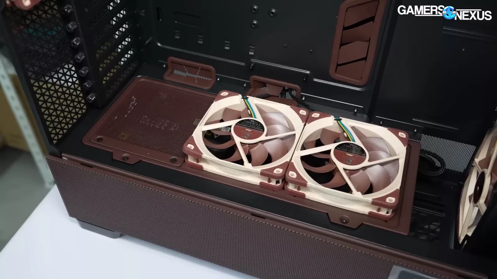 Noctua's Subsequent Huge Factor: Liquid Cooling and Thermosiphons | Technical Deep-Dive 10