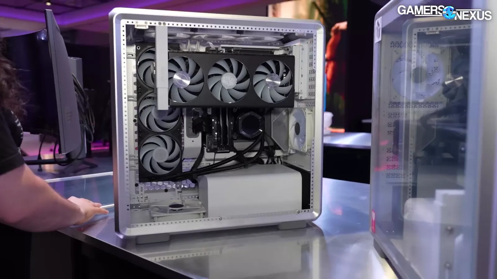 Stone PC Case, Cooler Grasp GPU, DIY Case from Scratch, and Steel Followers 10