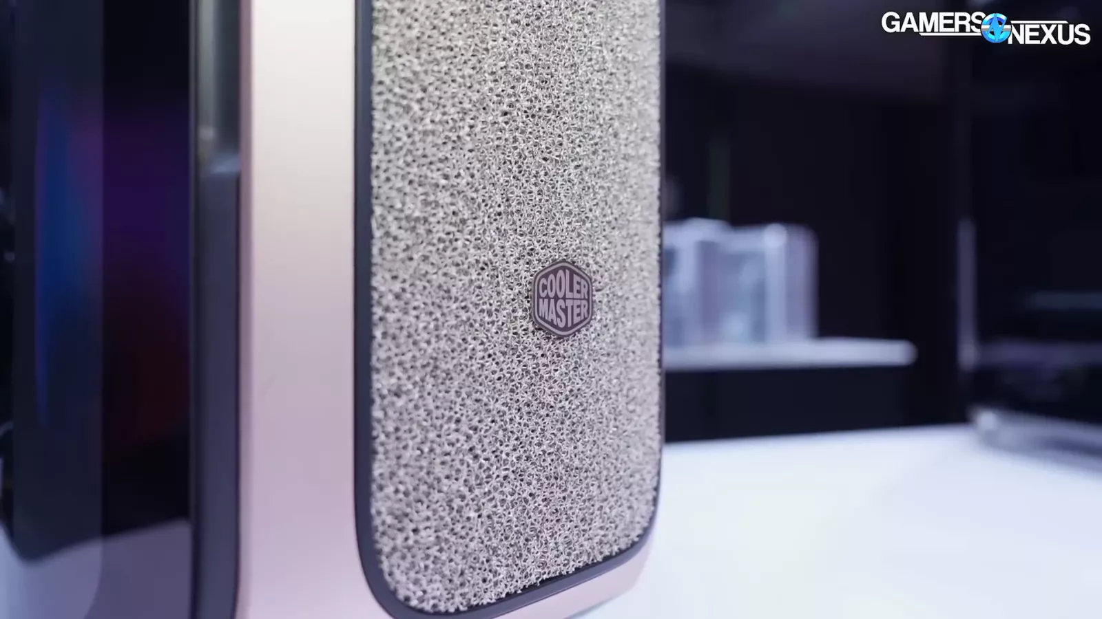 Stone PC Case, Cooler Grasp GPU, DIY Case from Scratch, and Steel Followers 17