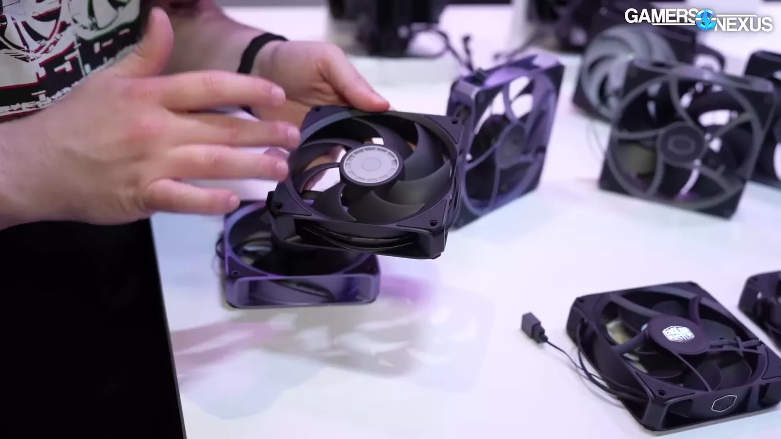 Stone PC Case, Cooler Grasp GPU, DIY Case from Scratch, and Steel Followers 27