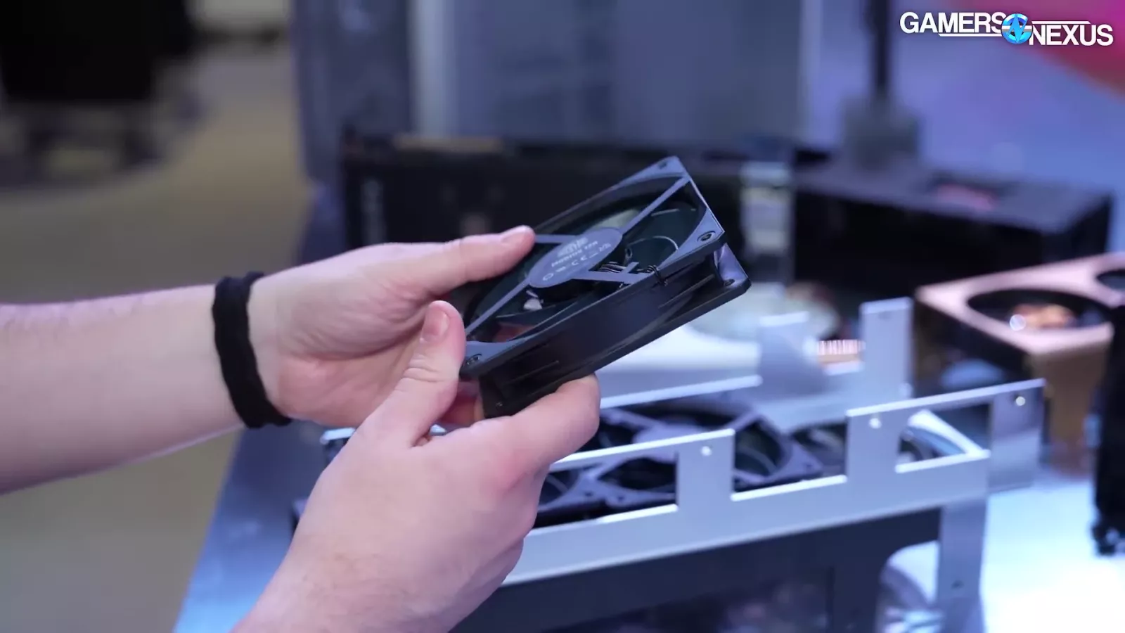 Stone PC Case, Cooler Grasp GPU, DIY Case from Scratch, and Steel Followers 30