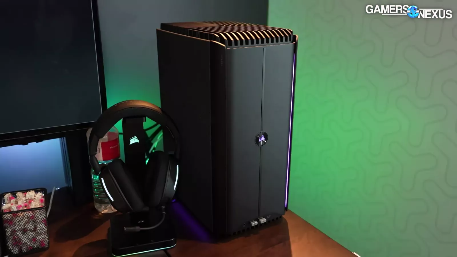 Corsair Overhauls Prebuilt, 3-Chamber Airflow Case, & Clear PSU 8