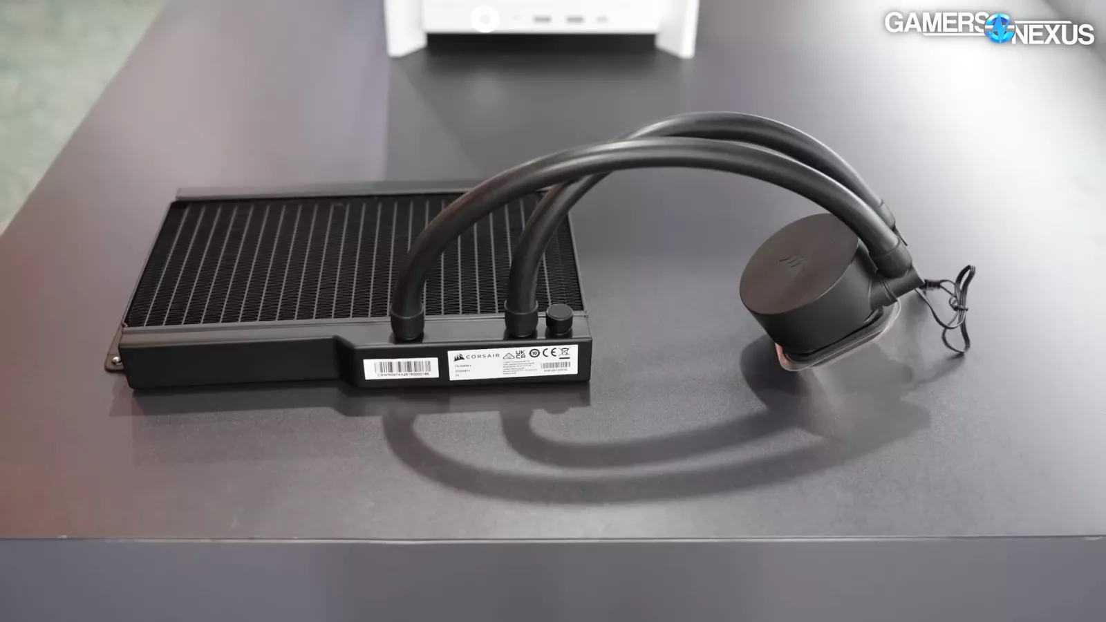 Corsair Overhauls Prebuilt, 3-Chamber Airflow Case, & Clear PSU 11