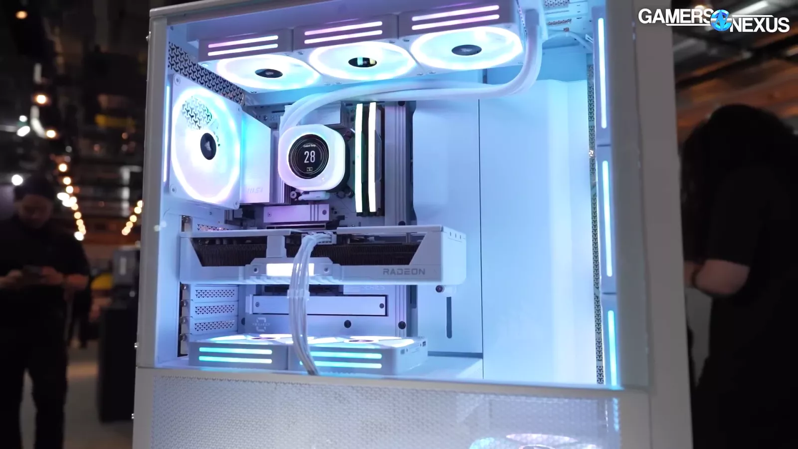 Corsair Overhauls Prebuilt, 3-Chamber Airflow Case, & Clear PSU 17