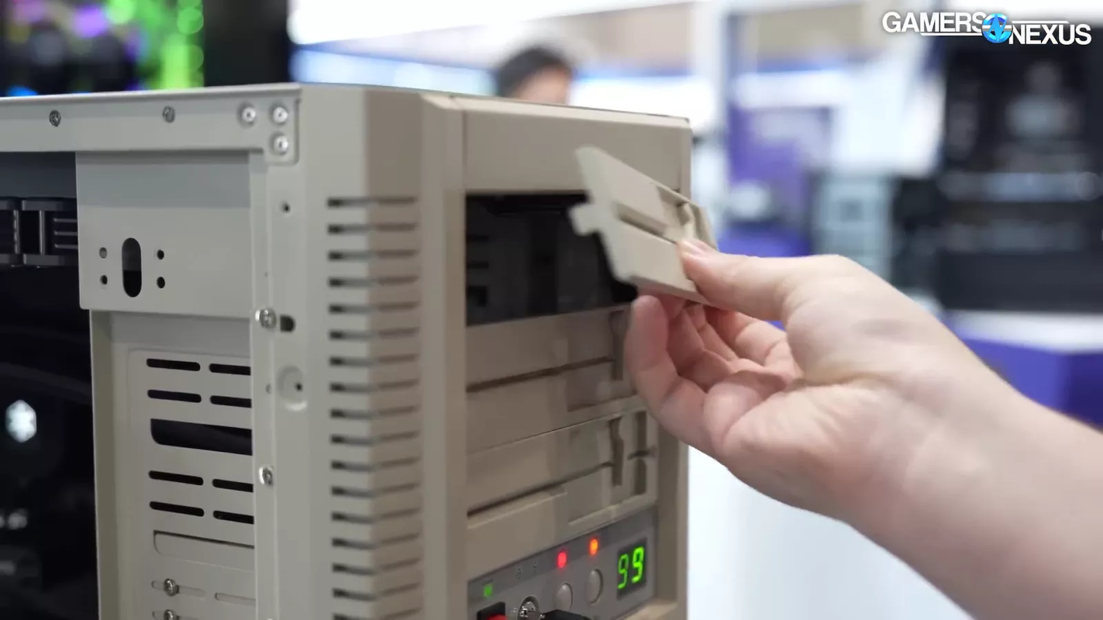 Unironically the Finest Case: Retro Silverstone FLP02 with Turbo Button 3