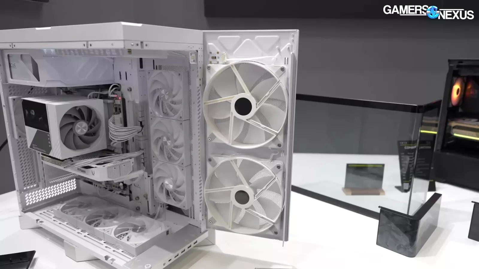 TRYX Crossflow ATX Case Fan Takes Dangers | Flova, Panorama, & Extra 18