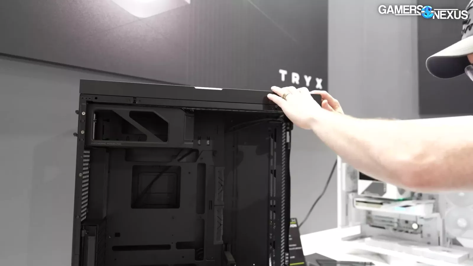 TRYX Crossflow ATX Case Fan Takes Dangers | Flova, Panorama, & Extra 21