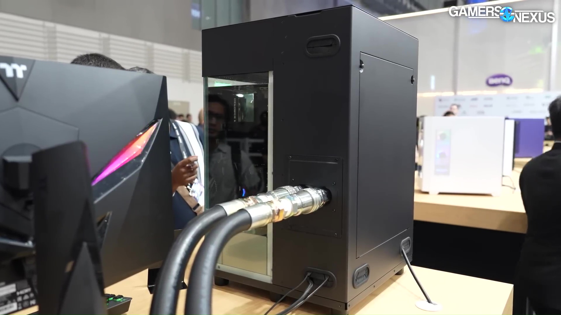 Thermaltake Immersion Cooling, View 390 Air, Minecube Cooler, & TR200 / TR300 Instances 4