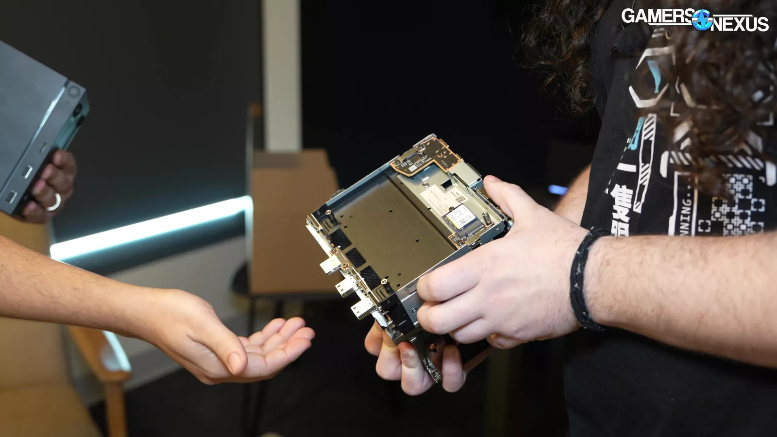 Valve Steam Machine, Desktop SteamOS, Steam Body VR, & Controller | ft. Engineering Dialogue 9